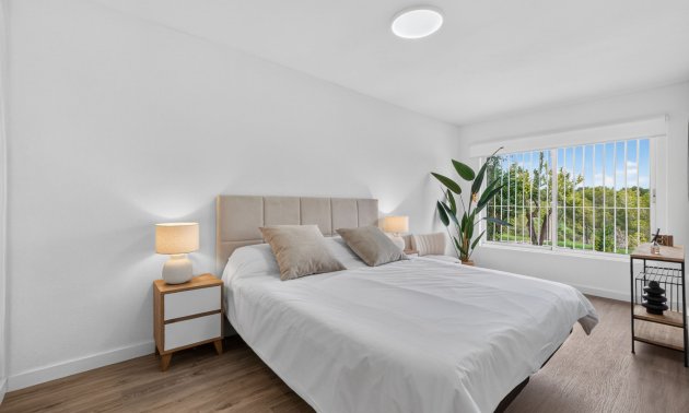Resale - Apartment / flat -
Orihuela Costa - Villamartin