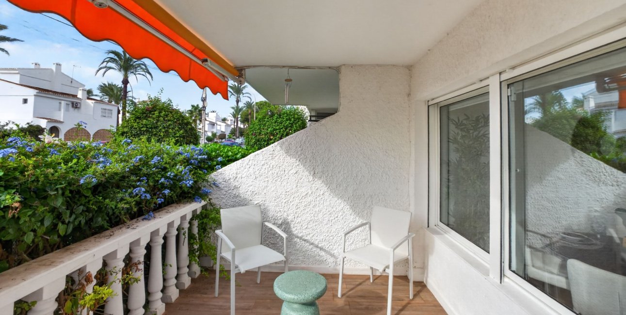 Resale - Apartment / flat -
Orihuela Costa - Villamartin