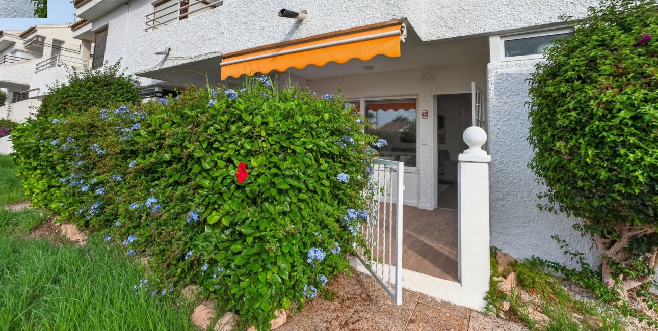 Resale - Apartment / flat -
Orihuela Costa - Villamartin