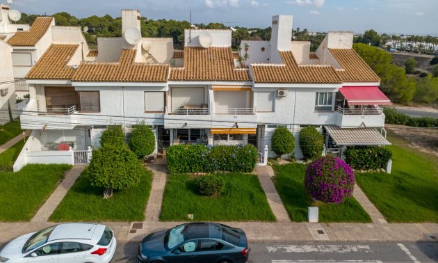 Resale - Apartment / flat -
Orihuela Costa - Villamartin