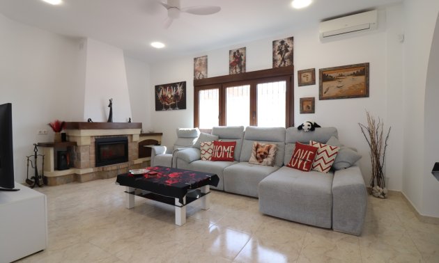 Resale - Country House -
Daya Vieja - Daya Vieja - Country