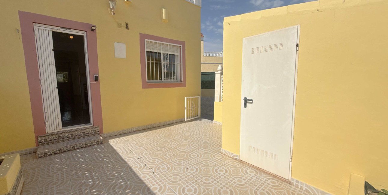Resale - Townhouse -
Orihuela Costa - La Zenia