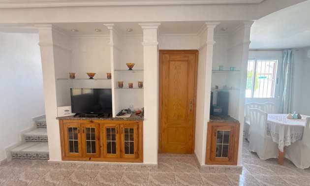 Resale - Townhouse -
Orihuela Costa - La Zenia