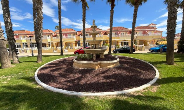 Resale - Townhouse -
Orihuela Costa - La Zenia