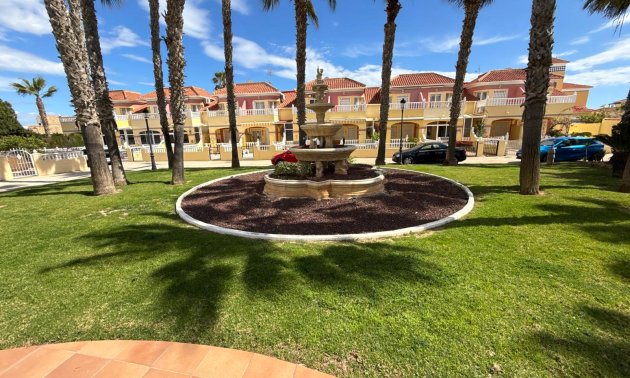 Resale - Townhouse -
Orihuela Costa - La Zenia