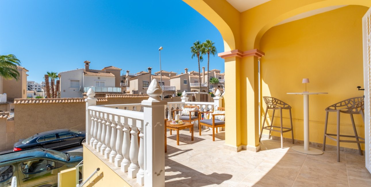 Resale - Townhouse -
Orihuela Costa - Las Filipinas