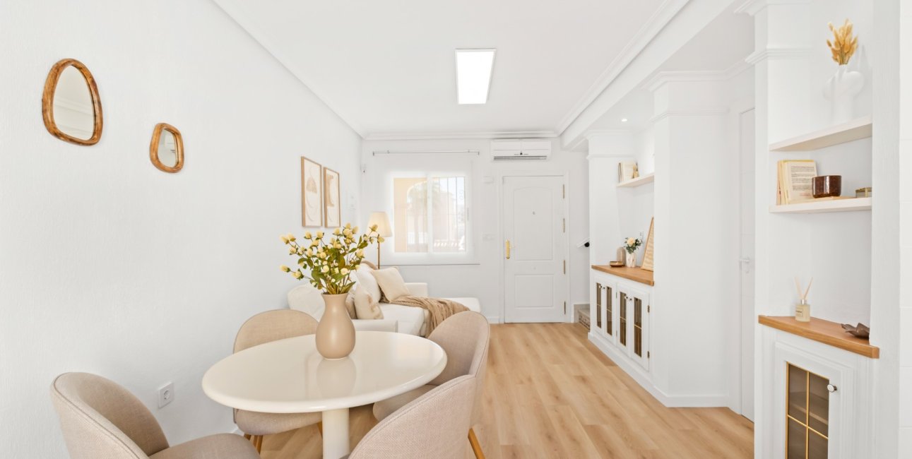 Resale - Townhouse -
Orihuela Costa - Las Filipinas