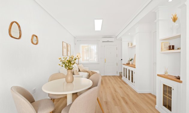 Resale - Townhouse -
Orihuela Costa - Las Filipinas