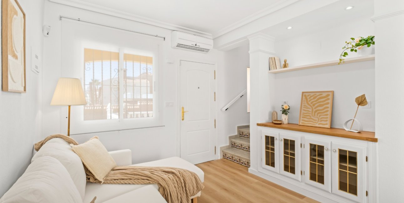 Resale - Townhouse -
Orihuela Costa - Las Filipinas