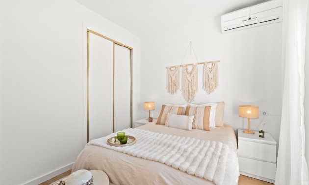Resale - Townhouse -
Orihuela Costa - Las Filipinas