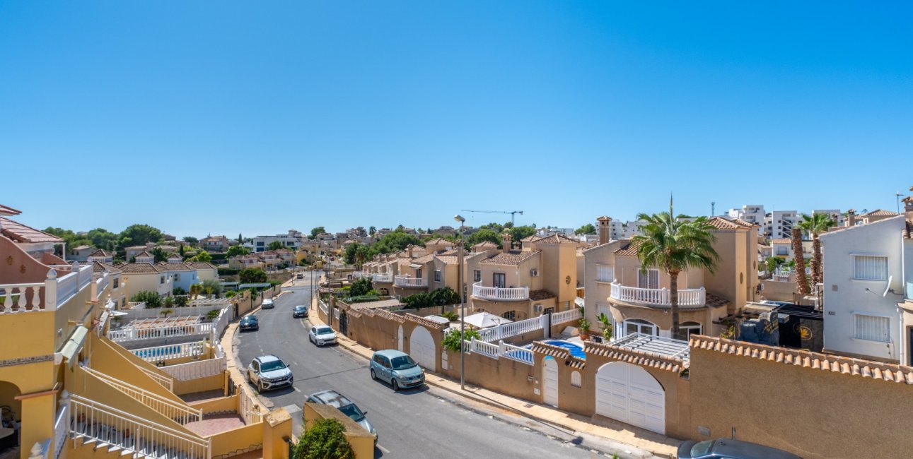 Resale - Townhouse -
Orihuela Costa - Las Filipinas