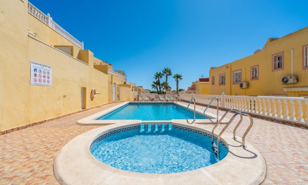 Resale - Townhouse -
Orihuela Costa - Las Filipinas