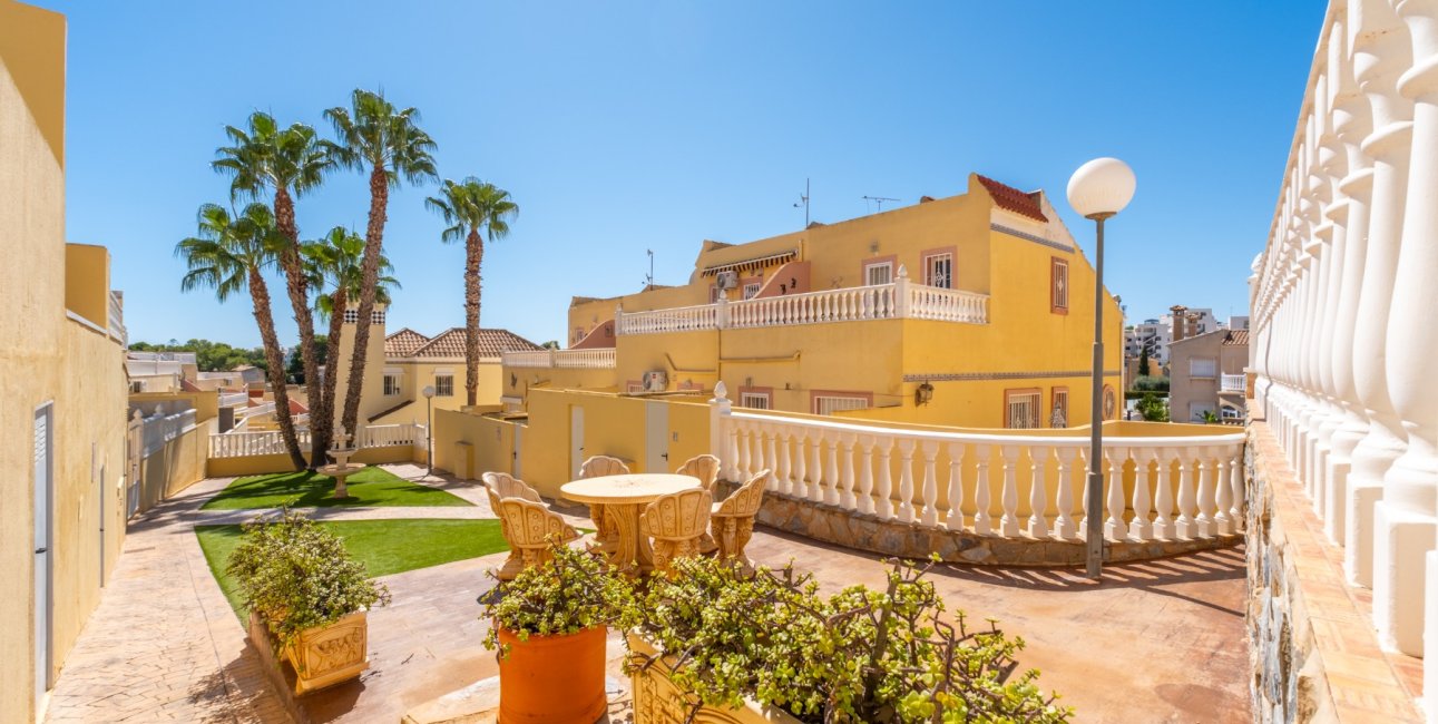 Resale - Townhouse -
Orihuela Costa - Las Filipinas