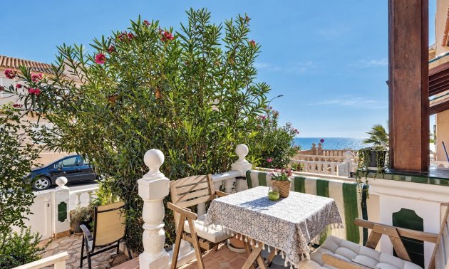 Resale - Townhouse -
Torrevieja - Cala de cabo cervera