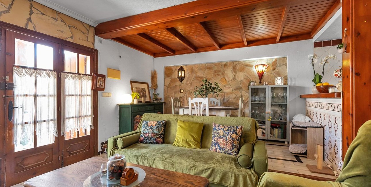 Resale - Townhouse -
Torrevieja - Cala de cabo cervera
