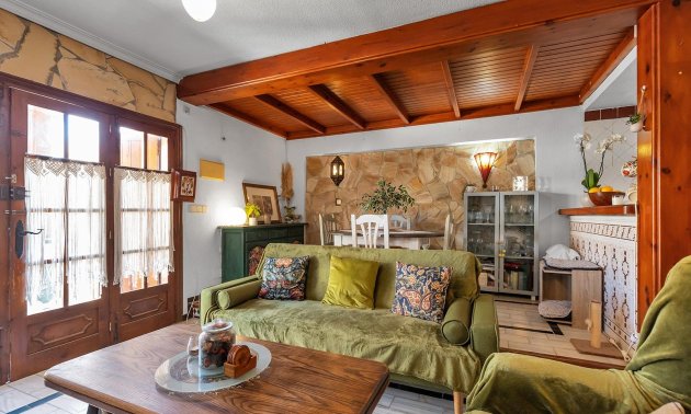 Resale - Townhouse -
Torrevieja - Cala de cabo cervera