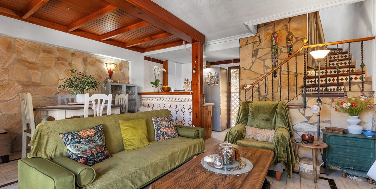 Resale - Townhouse -
Torrevieja - Cala de cabo cervera