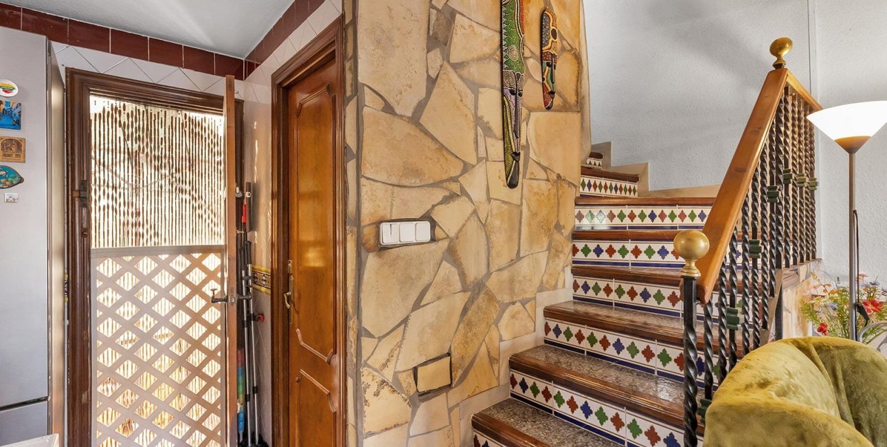 Resale - Townhouse -
Torrevieja - Cala de cabo cervera