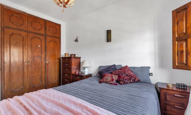 Resale - Townhouse -
Torrevieja - Cala de cabo cervera