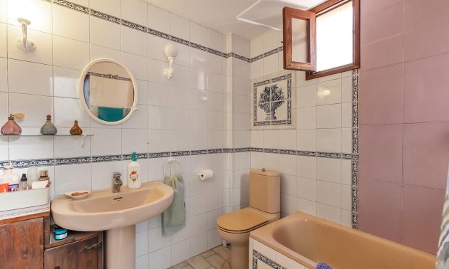 Resale - Townhouse -
Torrevieja - Cala de cabo cervera