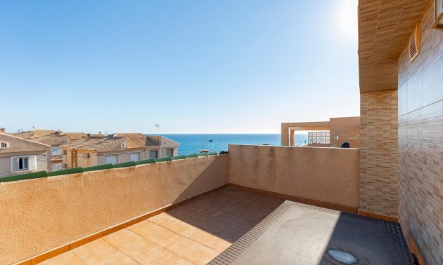 Resale - Townhouse -
Torrevieja - Cala de cabo cervera