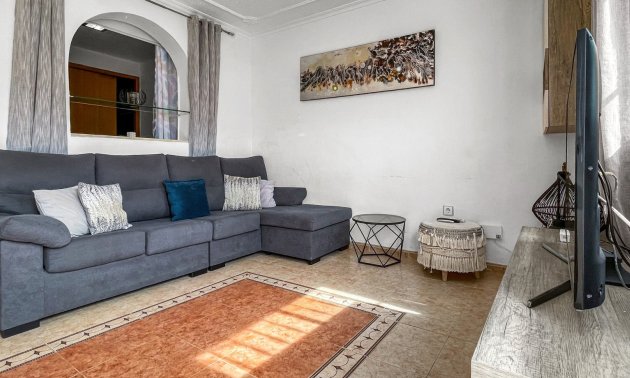 Resale - Bungalow -
Torrevieja - La Siesta - El Salado -  Torreta