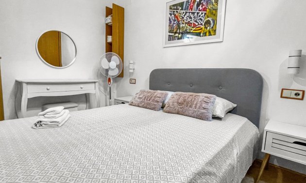 Resale - Bungalow -
Torrevieja - La Siesta - El Salado -  Torreta