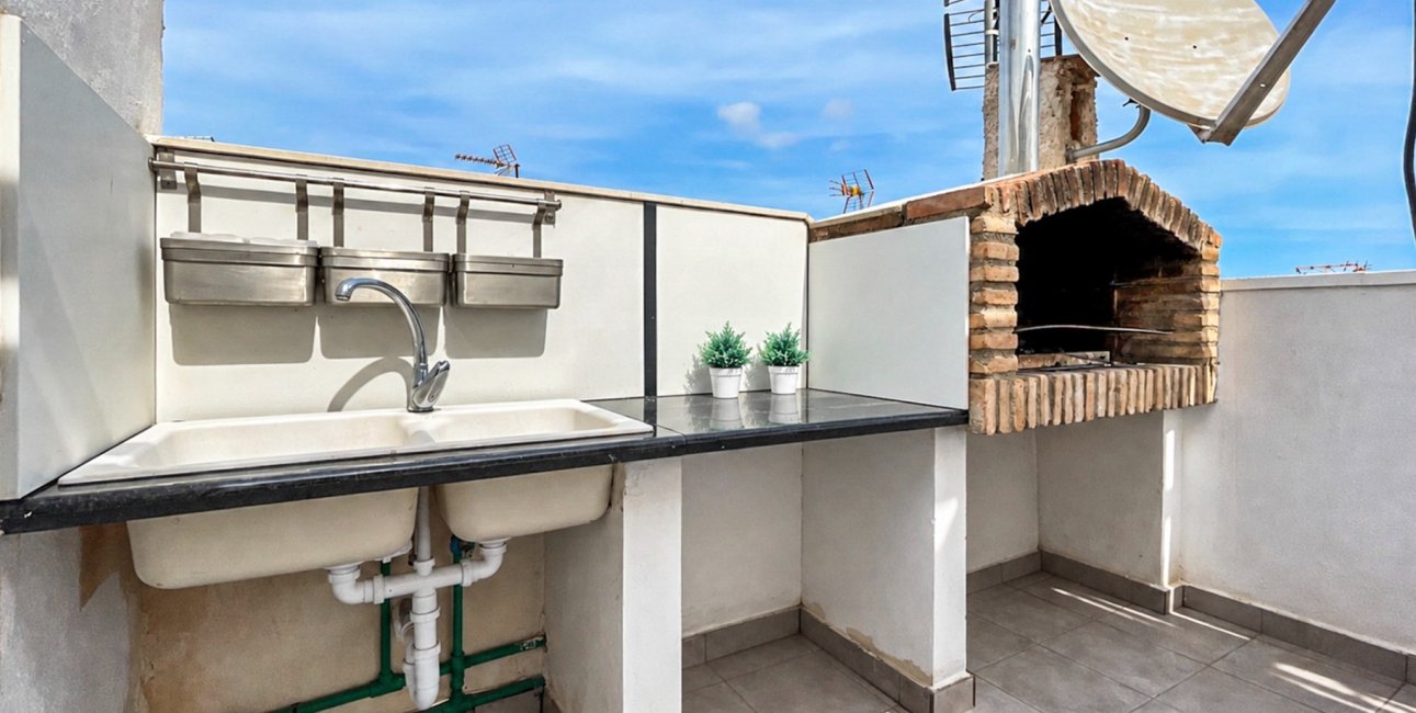 Resale - Bungalow -
Torrevieja - La Siesta - El Salado -  Torreta
