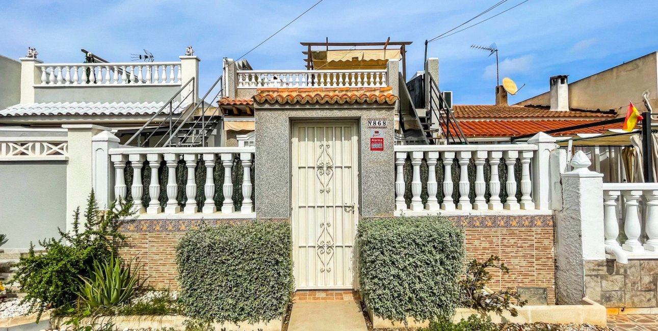 Resale - Bungalow -
Torrevieja - La Siesta - El Salado -  Torreta