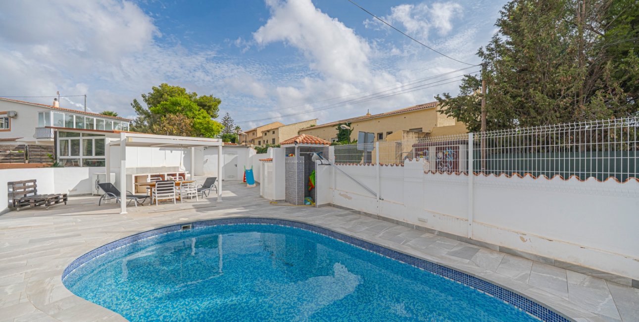Resale - Villa -
La Nucia - Panorama