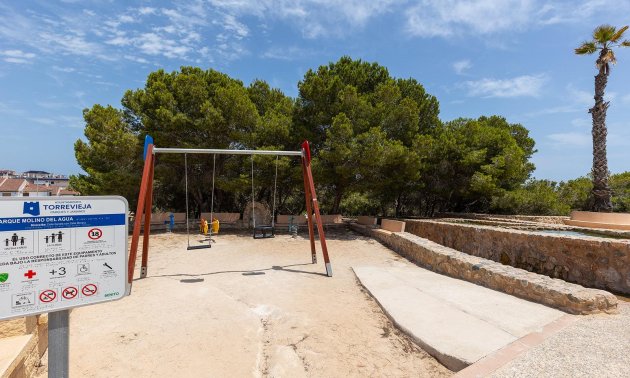 Resale - Townhouse -
Torrevieja - La Mata