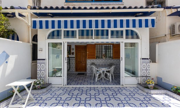Resale - Townhouse -
Torrevieja - La Mata