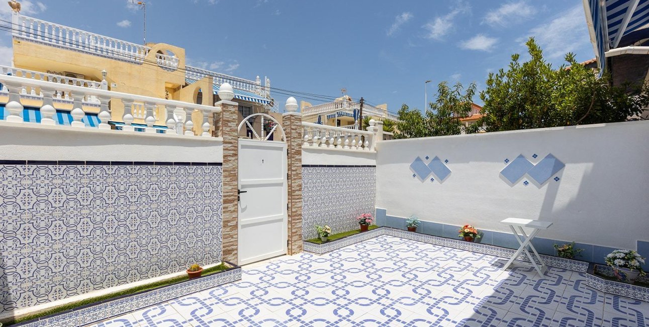 Resale - Townhouse -
Torrevieja - La Mata