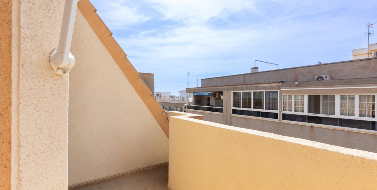 Resale - Penthouse -
Torrevieja - Estacion de autobuses