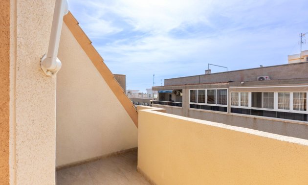 Resale - Penthouse -
Torrevieja - Estacion de autobuses