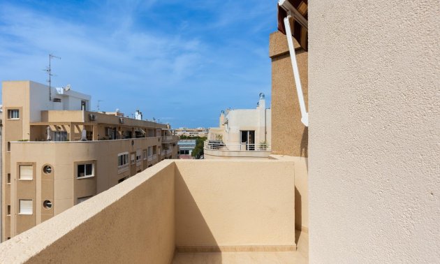 Resale - Penthouse -
Torrevieja - Estacion de autobuses
