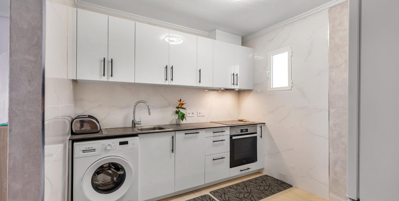 Resale - Penthouse -
Torrevieja - Estacion de autobuses