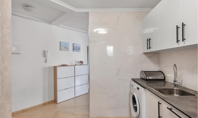 Resale - Penthouse -
Torrevieja - Estacion de autobuses