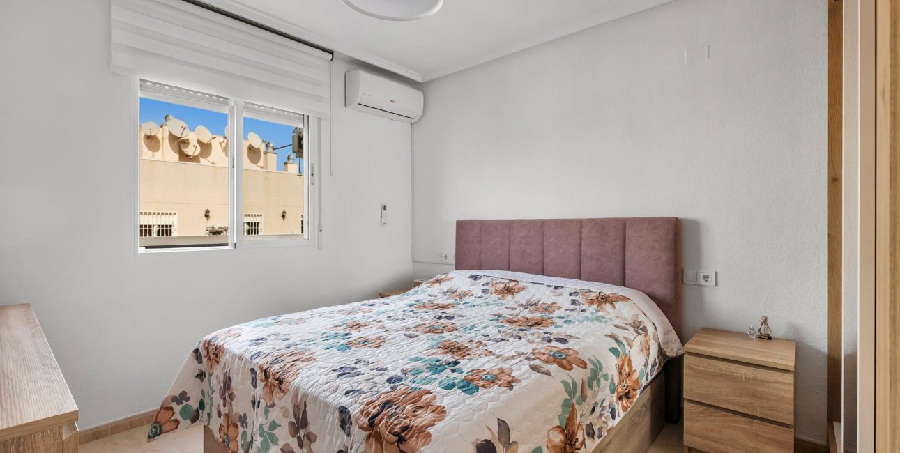 Resale - Penthouse -
Torrevieja - Estacion de autobuses