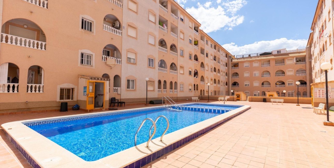 Resale - Penthouse -
Torrevieja - Estacion de autobuses