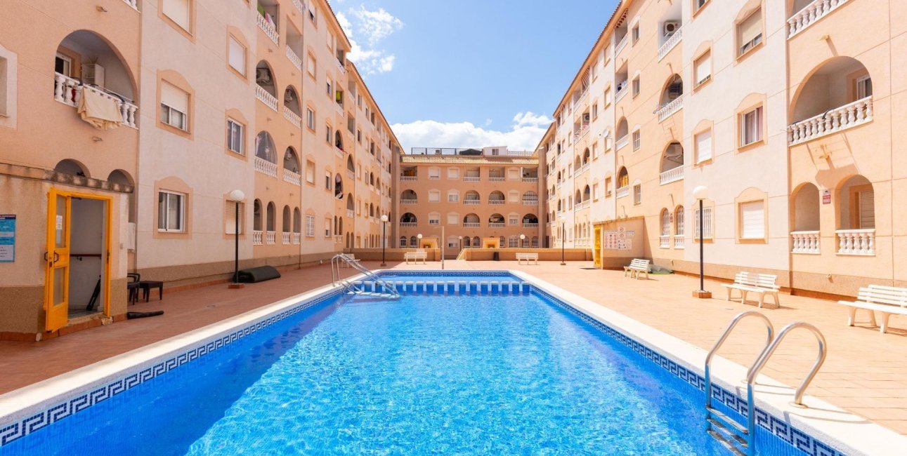 Resale - Penthouse -
Torrevieja - Estacion de autobuses