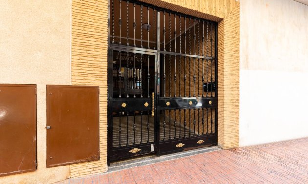 Resale - Penthouse -
Torrevieja - Estacion de autobuses