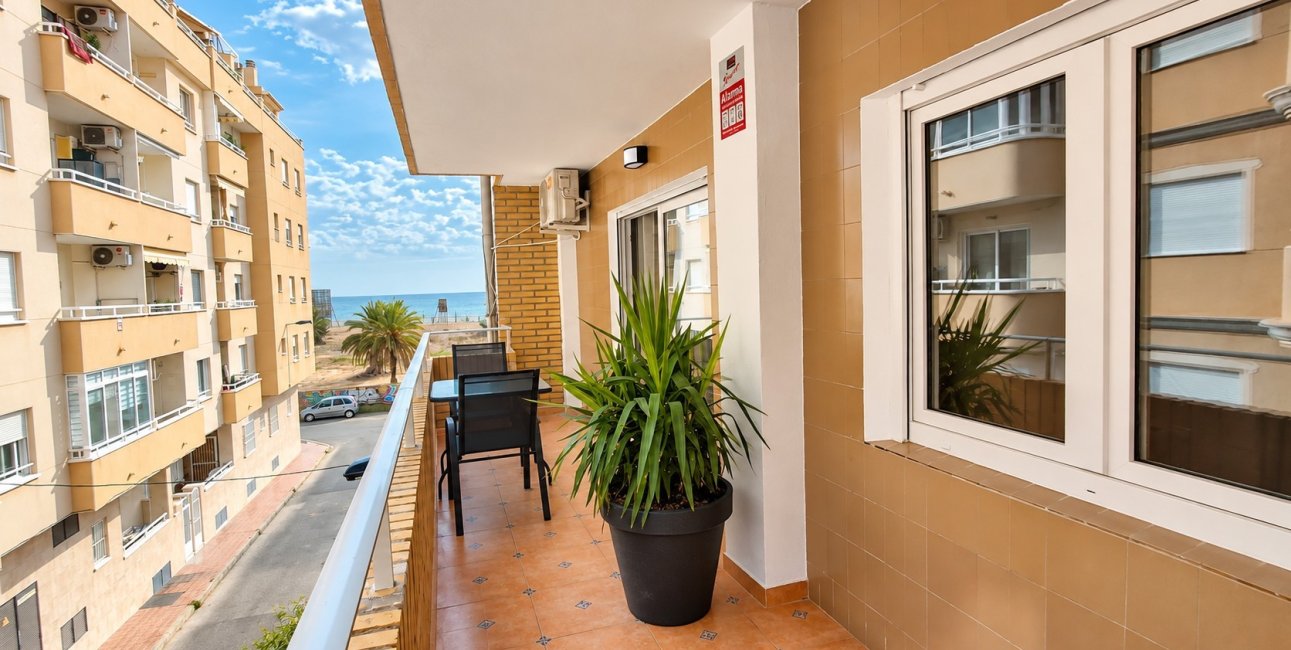 Resale - Apartment / Duplex -
Torrevieja - Playa del Cura