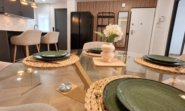 Resale - Apartment / Duplex -
Torrevieja - Playa del Cura