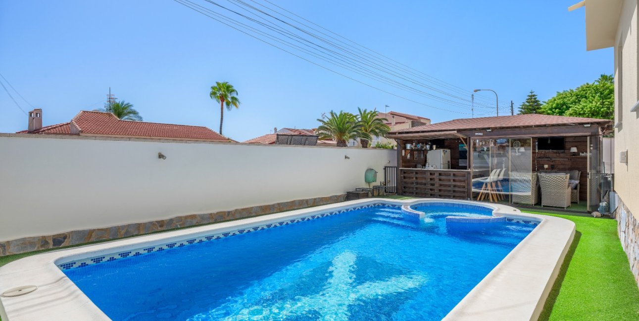 Resale - Villa -
Ciudad Quesada - Ciudad Quesada - Town