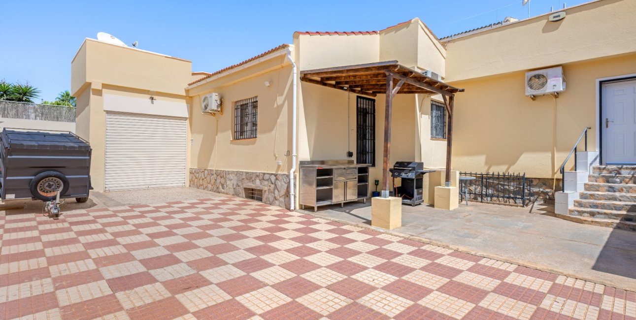Resale - Villa -
Ciudad Quesada - Ciudad Quesada - Town