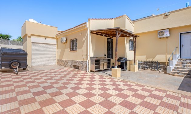 Resale - Villa -
Ciudad Quesada - Ciudad Quesada - Town