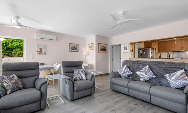 Resale - Villa -
Ciudad Quesada - Ciudad Quesada - Town