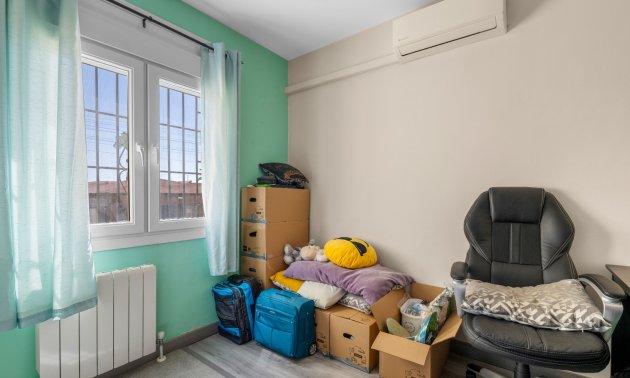 Resale - Villa -
Ciudad Quesada - Ciudad Quesada - Town
