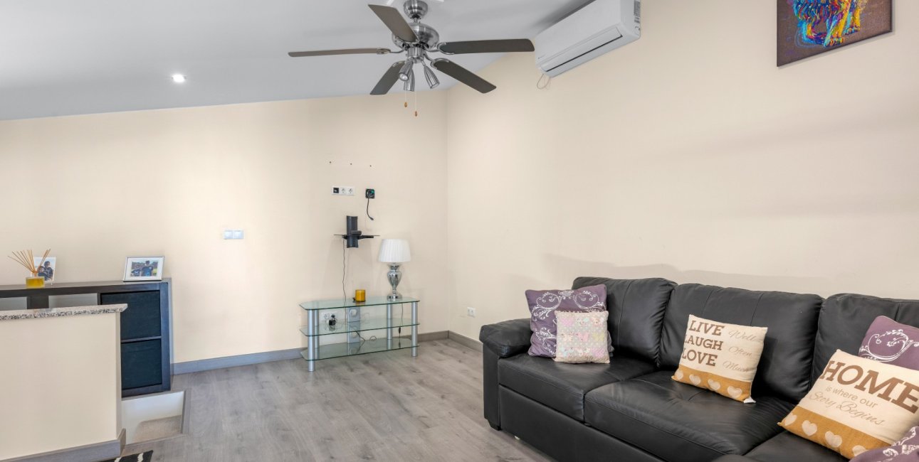 Resale - Villa -
Ciudad Quesada - Ciudad Quesada - Town